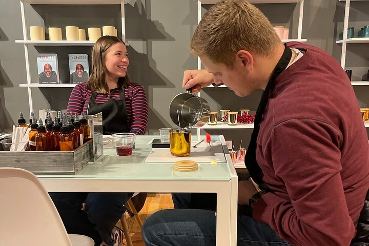 Chicago Candle Making Class On Magnificent Mile - Photo 1 of 8